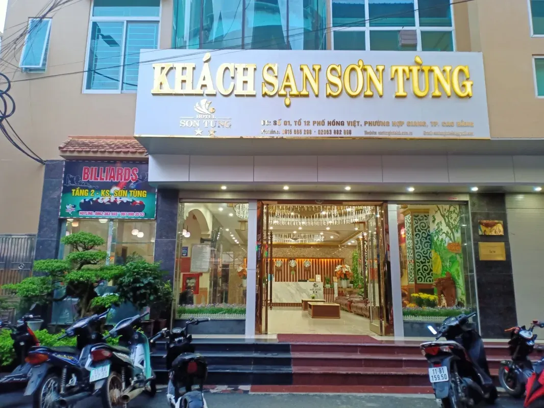 Sơn Tùng Cao Bằng: chọn phòng ở Hồng Việt để tiện khám phá phố đi bộ