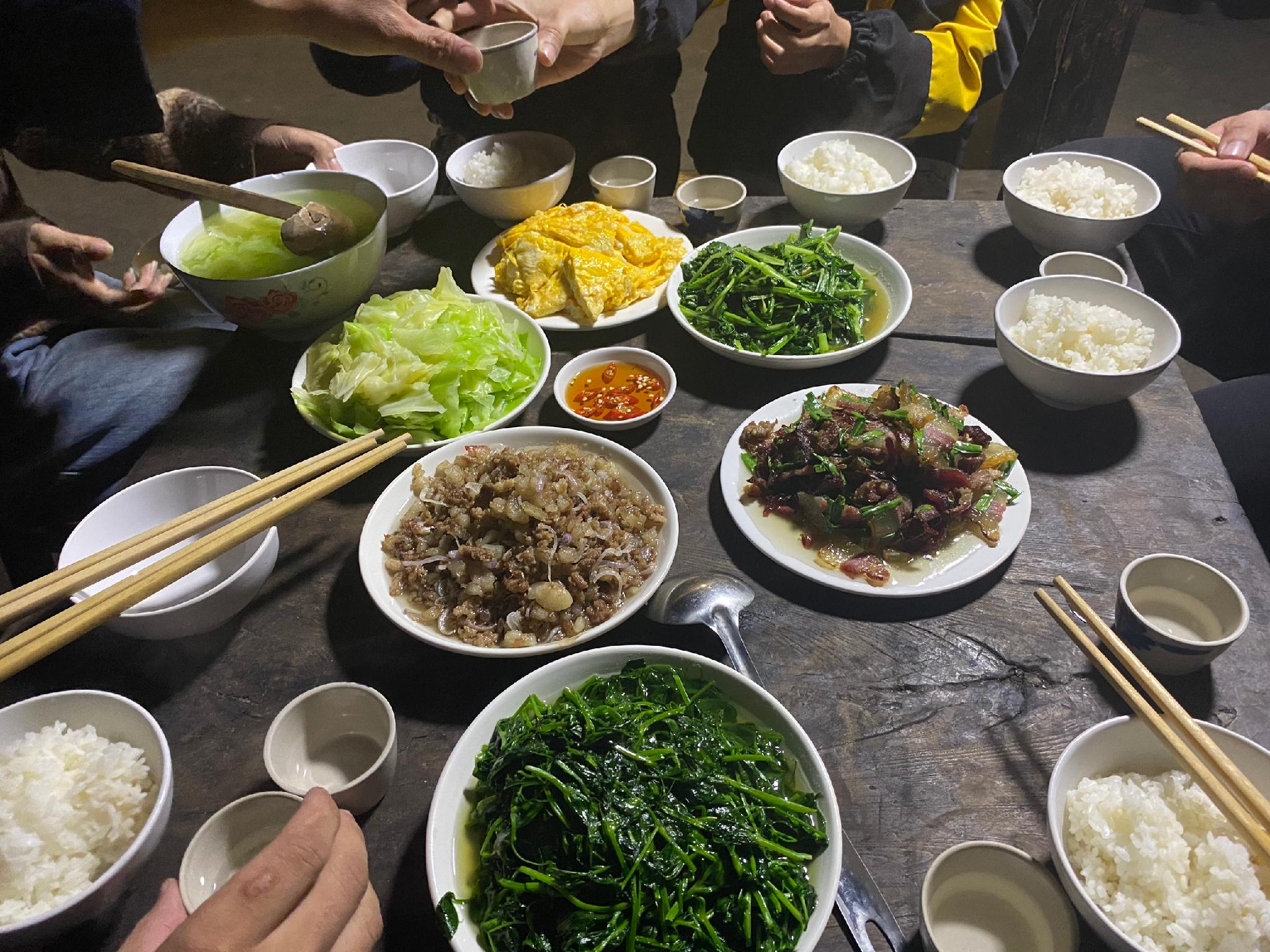 Nhà cổ Lao Xa Hà Giang có gì đặc biệt khiến dân du lịch mê mẩn?