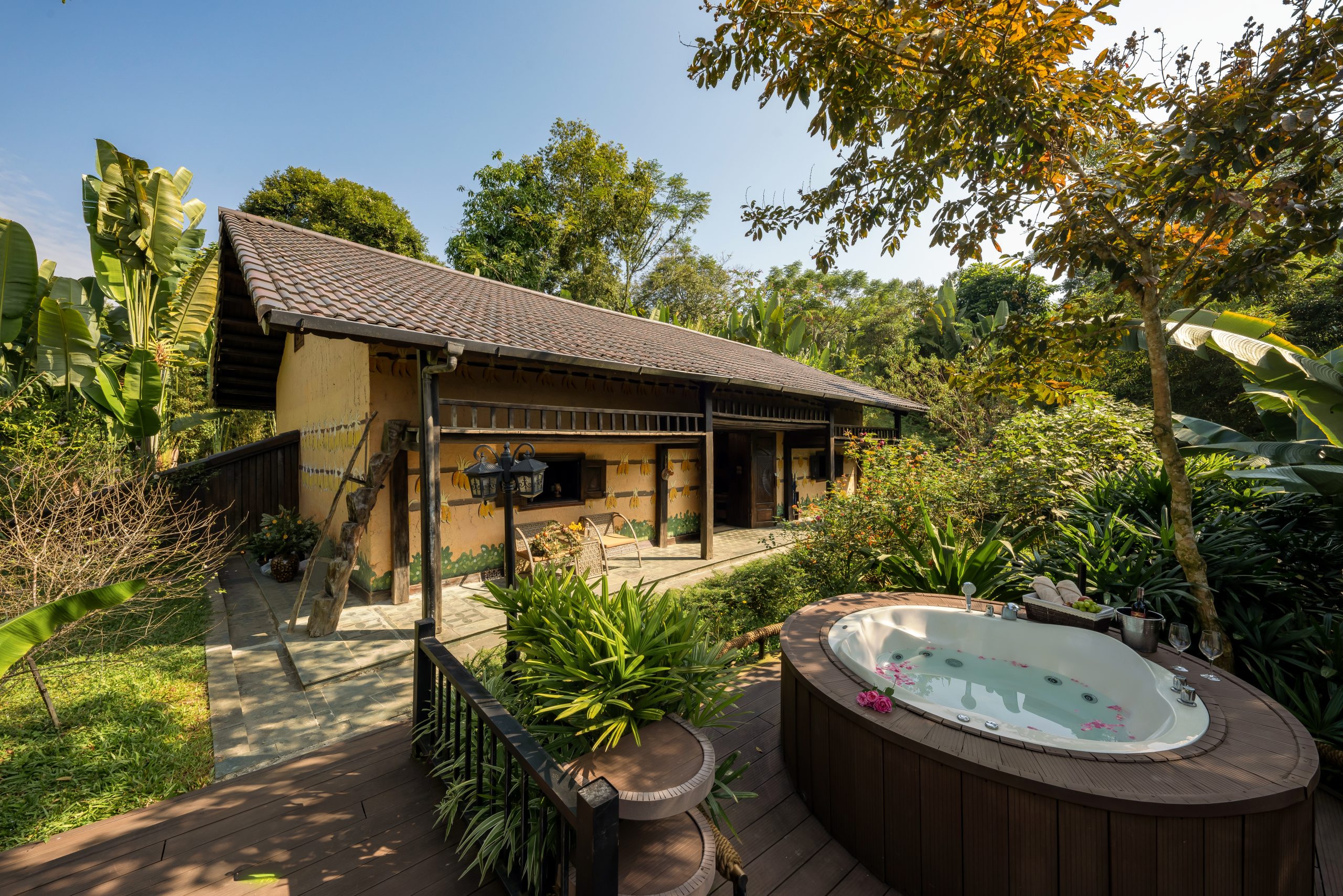 P’apiu Hà Giang có gì đặc biệt mà khiến các cặp đôi mê mẩn giữa núi rừng Đông Bắc?