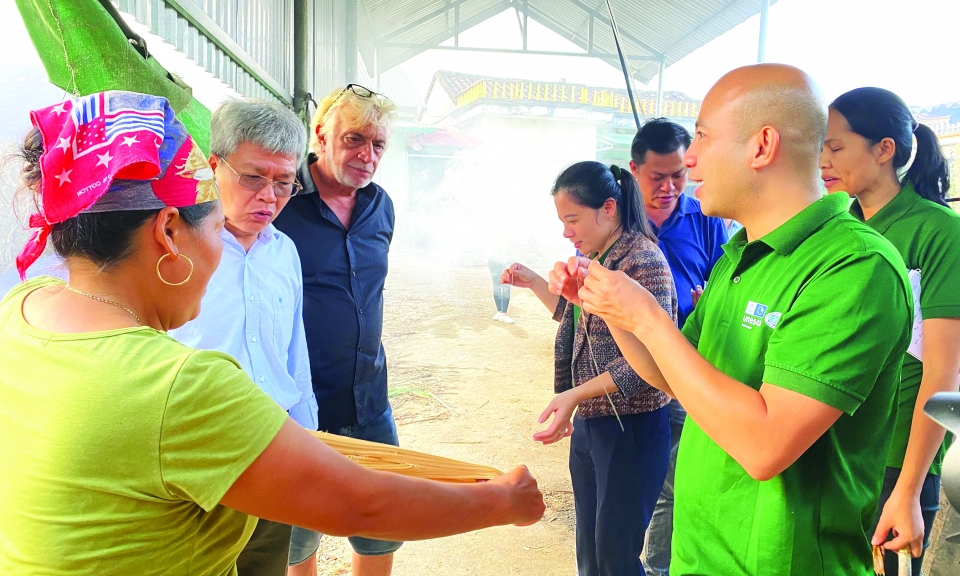 Làng đường phên Bó Tờ Cao Bằng: theo mùa mía vào lò đường