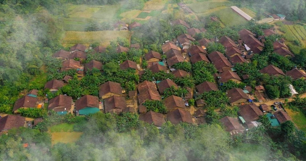 Làng ngói Lũng Rì Cao Bằng: đất sét thành ngói âm dương