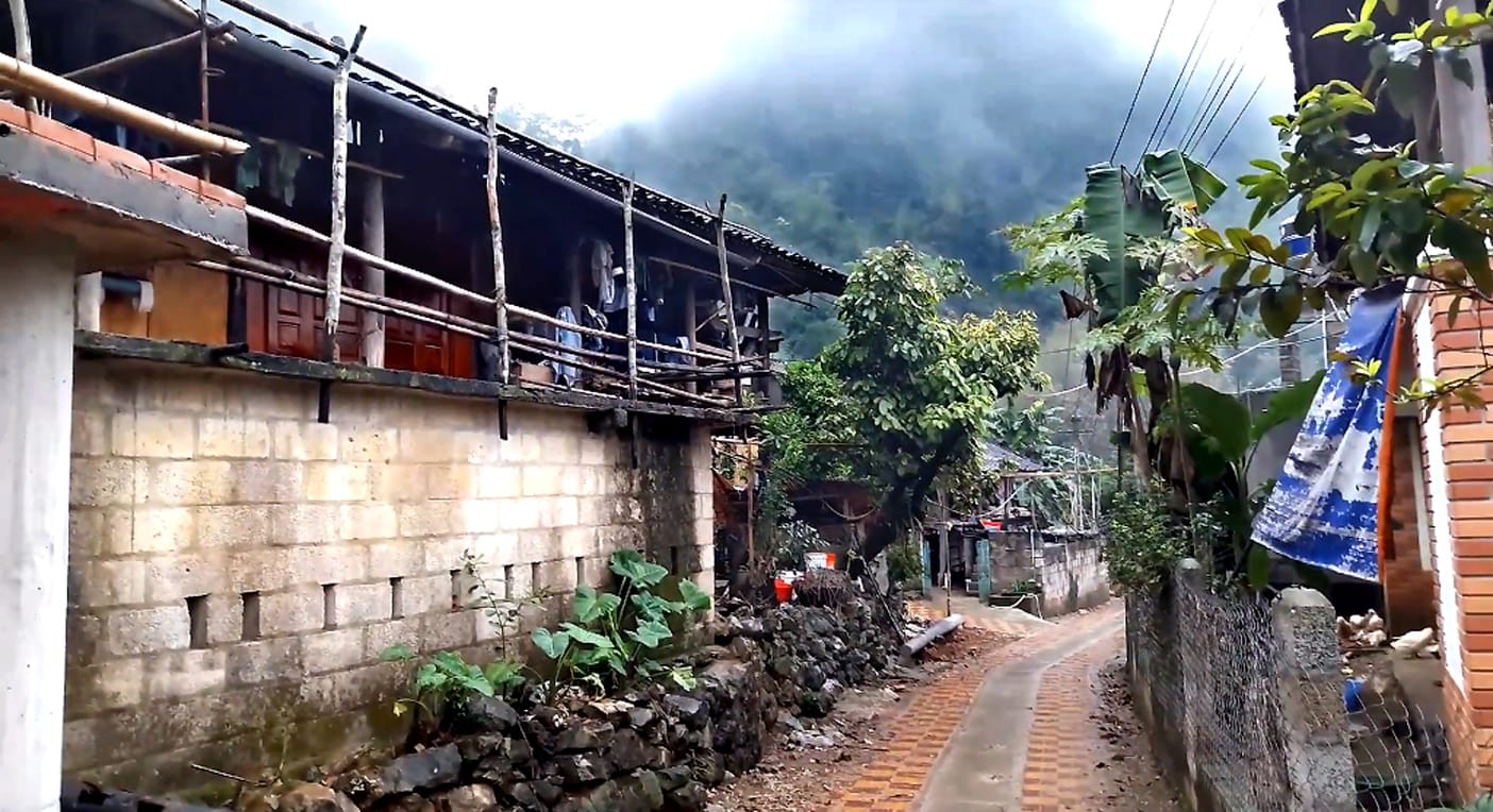 Làng rèn Phúc Sen Cao Bằng: tay nghề bên lò thép