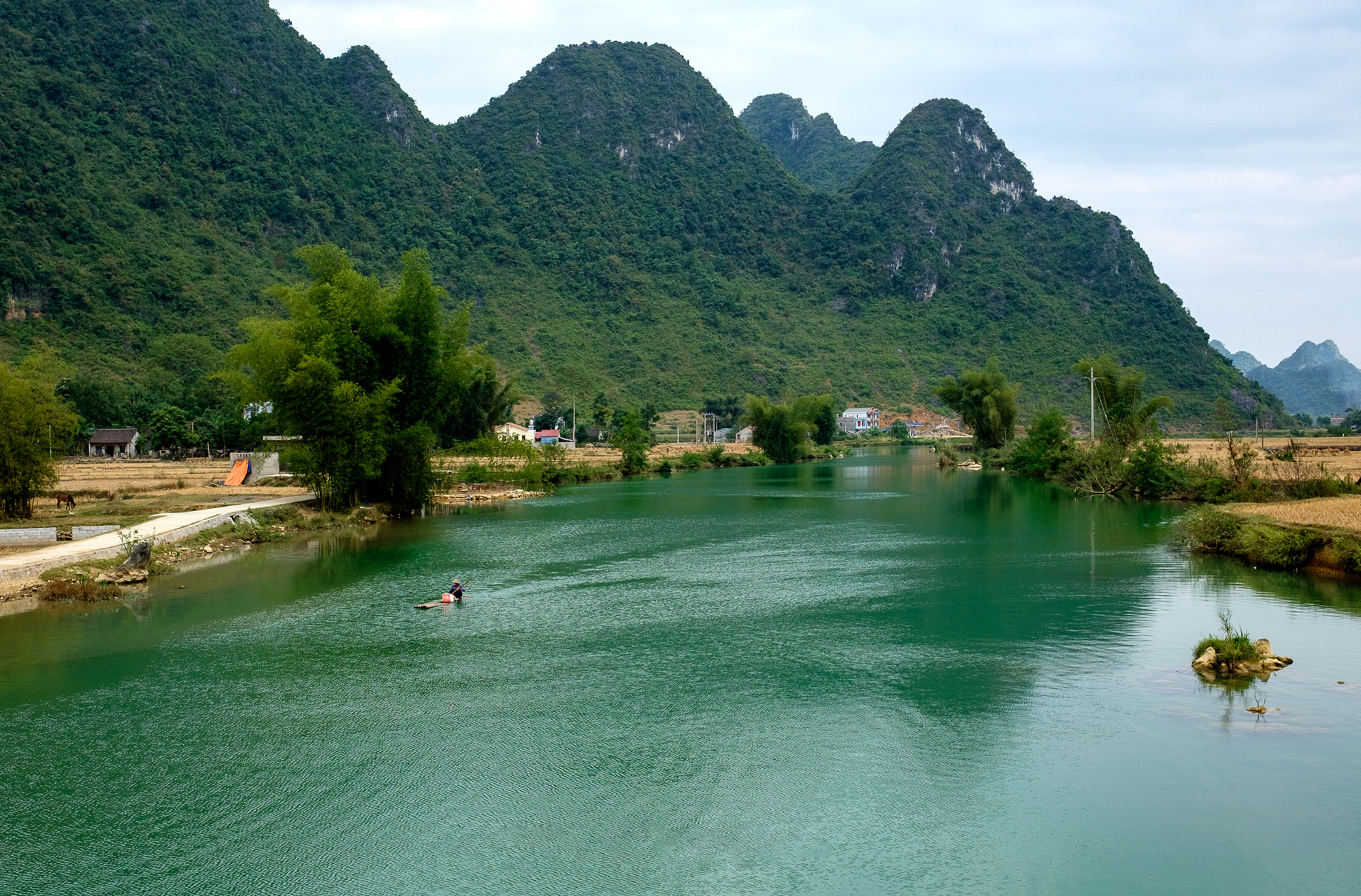 Sông Quây Sơn Cao Bằng: theo dòng nước qua miền Trùng Khánh